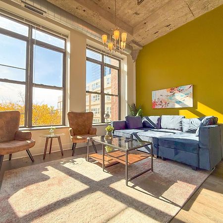 Mccormick Place 2Br Stylish Suite With Optional Parking And Gym For Up To 8 Guests Near Soldier Field And Grant Park シカゴ エクステリア 写真