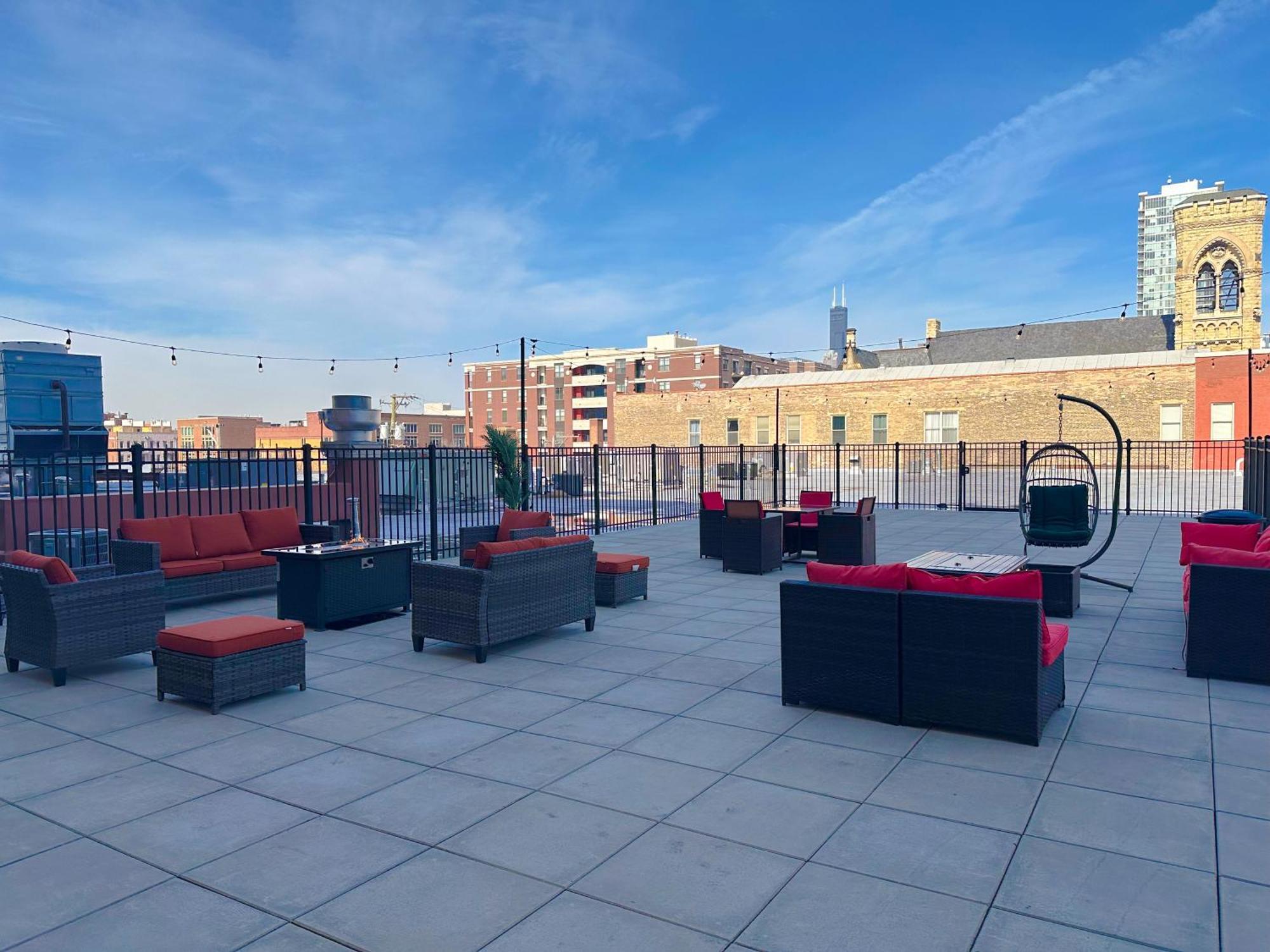 Mccormick Place 2Br Stylish Suite With Optional Parking And Gym For Up To 8 Guests Near Soldier Field And Grant Park シカゴ エクステリア 写真